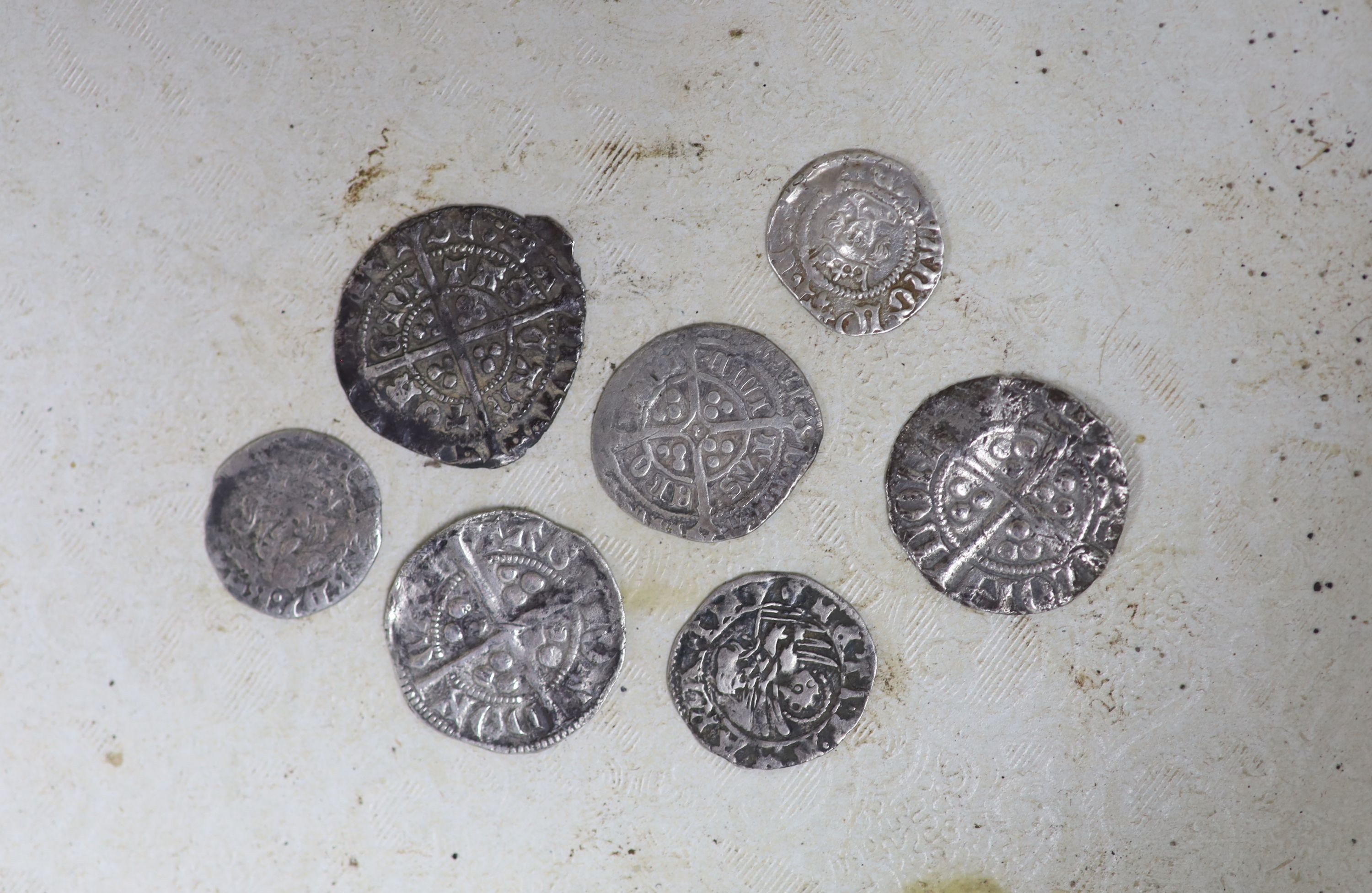 Six Medieval long cross halfpennies to groats and a Venetian Soldino (7)